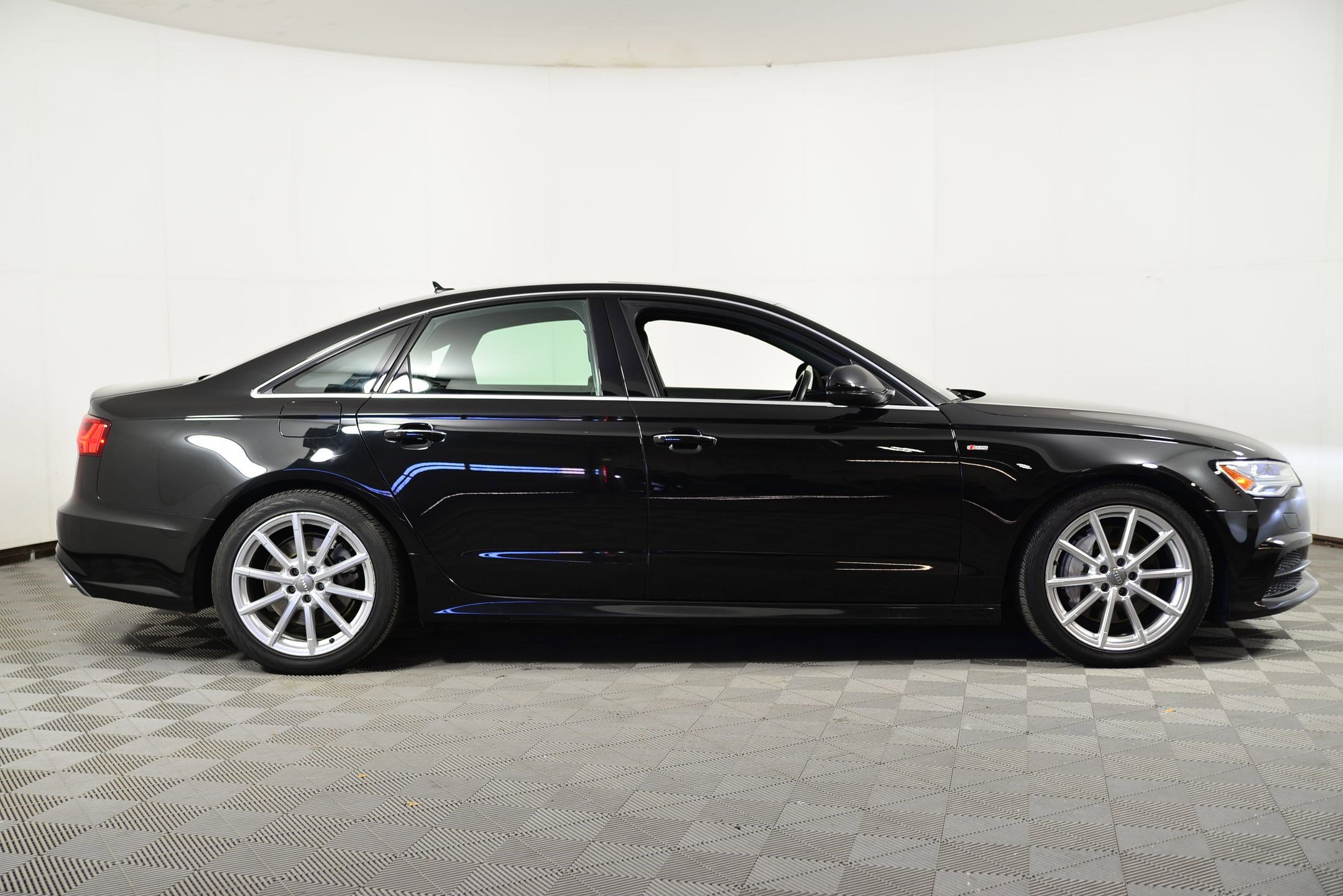 Used 2018 Audi A6 2.0T Premium Plus w/ Premium Plus Package image 7