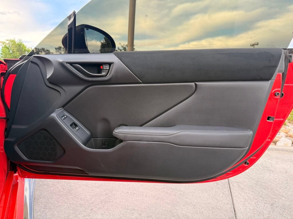 Used 2024 Toyota GR86 Premium w/ Performance Package RWD image 27