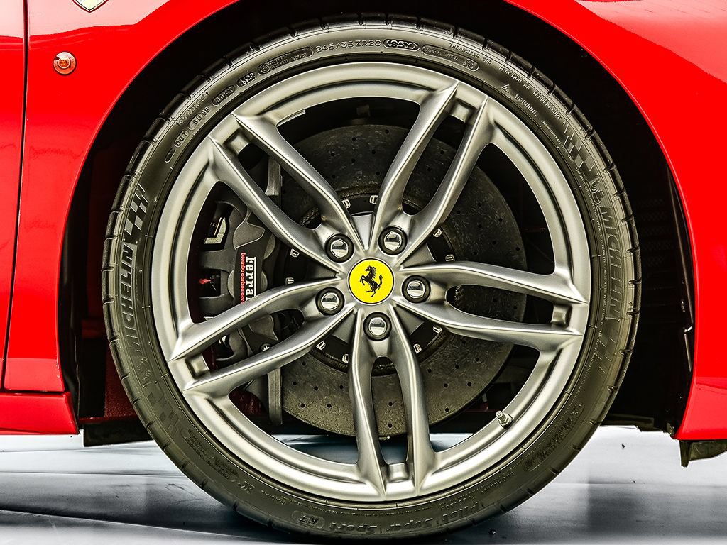 Certified 2018 Ferrari 488 GTB RWD image 26