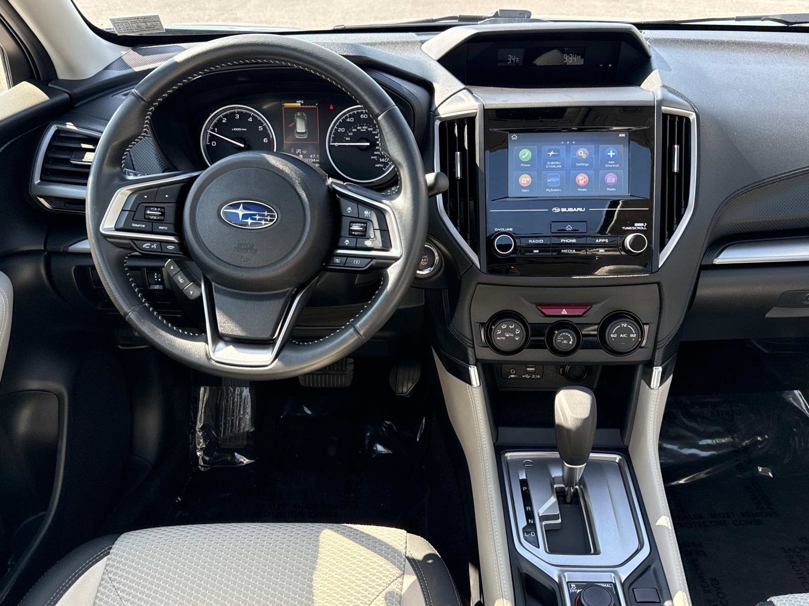 Used 2024 Subaru Forester Premium AWD/4WD image 2