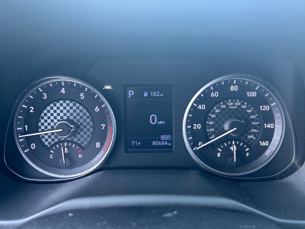 Used 2020 Hyundai Elantra Sedan FWD image 20
