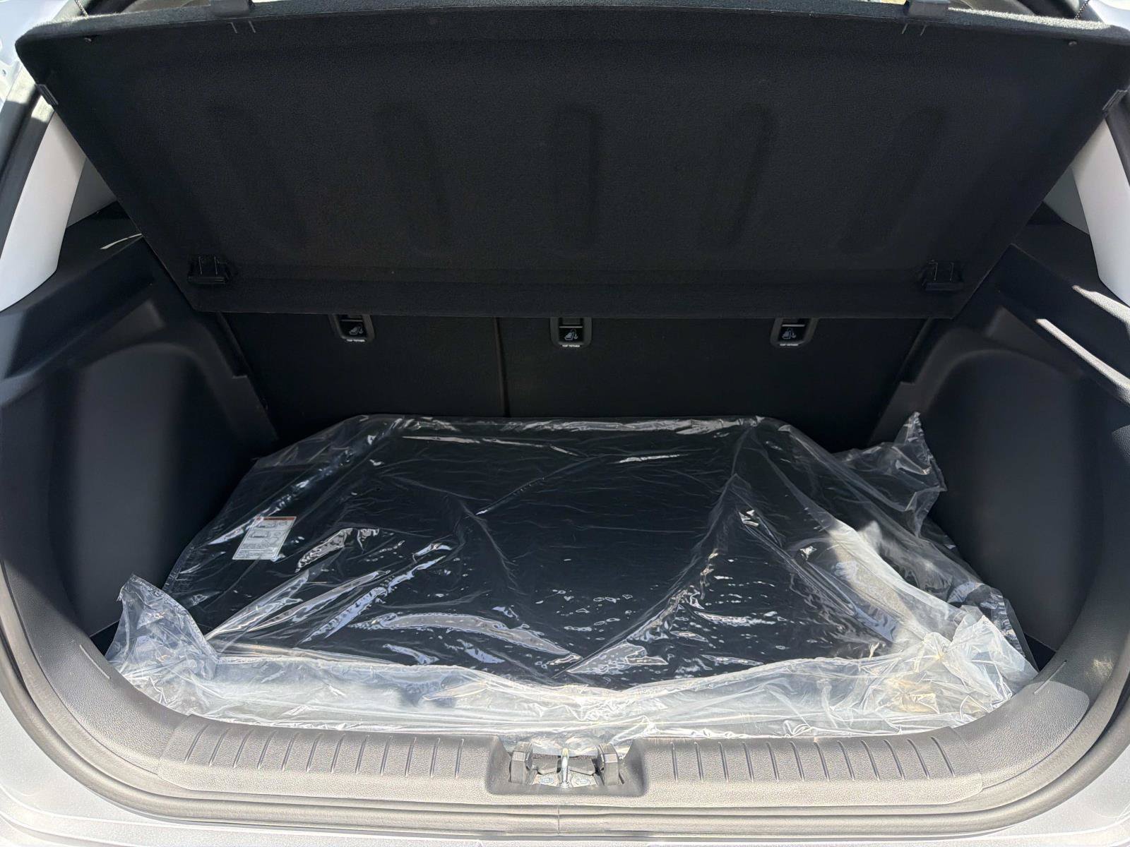 Certified 2026 Hyundai Venue SEL FWD image 6