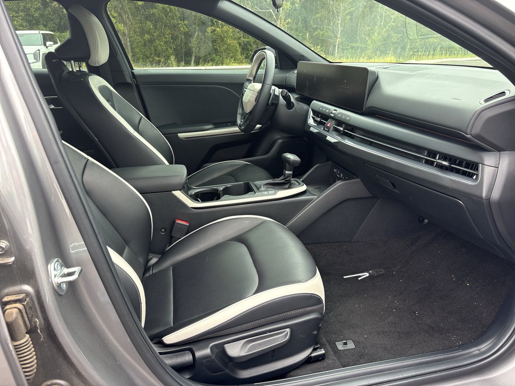 Certified 2025 Kia K4 GT-Line Turbo FWD image 22