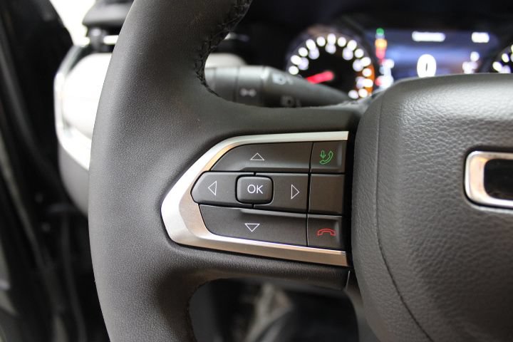 Used 2024 Jeep Compass Limited AWD/4WD image 36
