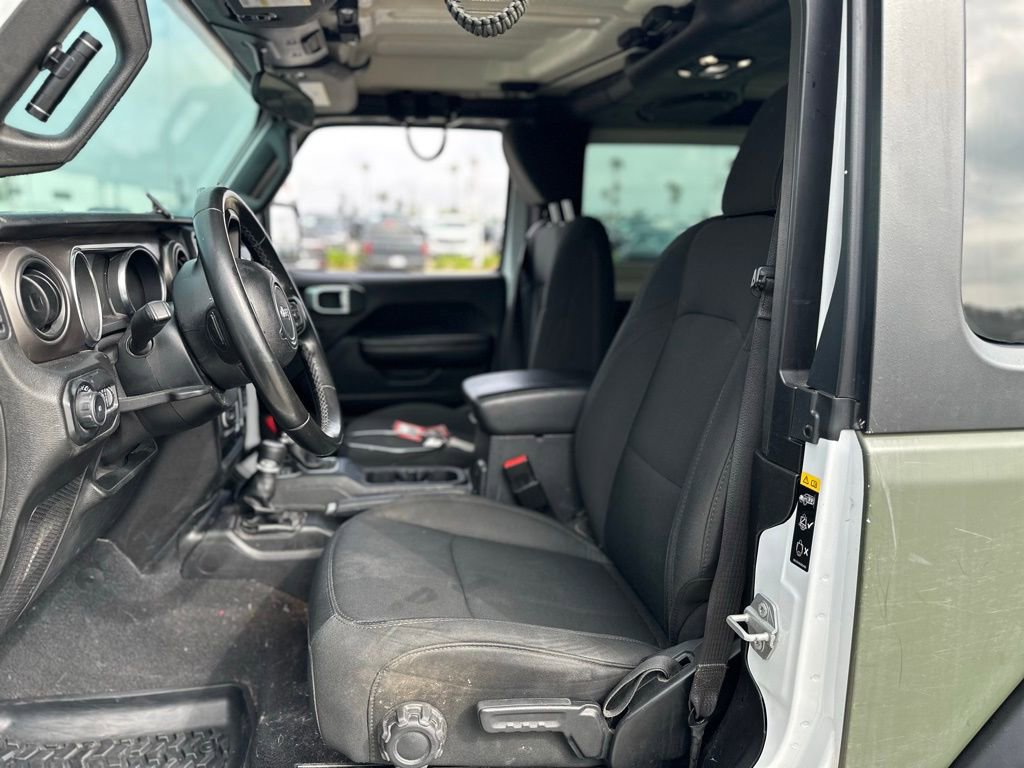 Used 2020 Jeep Wrangler Sport image 4