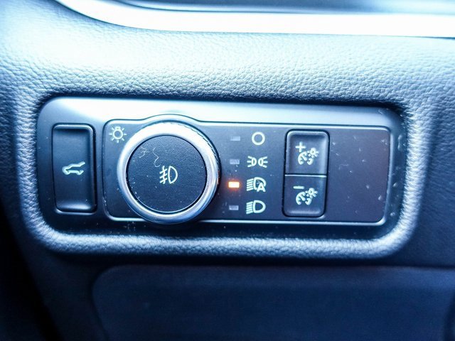 Used 2023 Ford Explorer XLT w/ Equipment Group 202A image 19