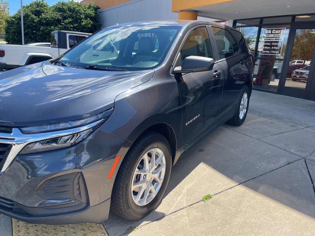 Used 2022 Chevrolet Equinox LS image 6