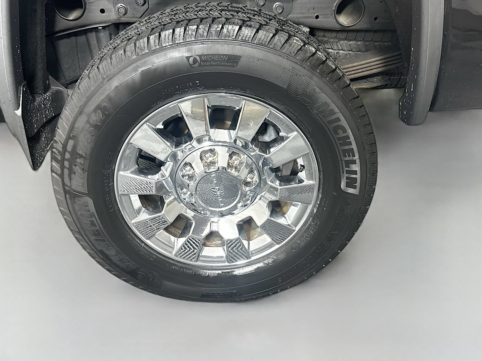 Used 2019 GMC Sierra 2500 Denali w/ Duramax Plus Package AWD/4WD image 31