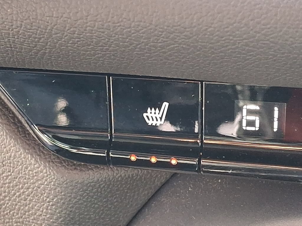 Certified 2019 Chevrolet Blazer LT AWD/4WD image 23