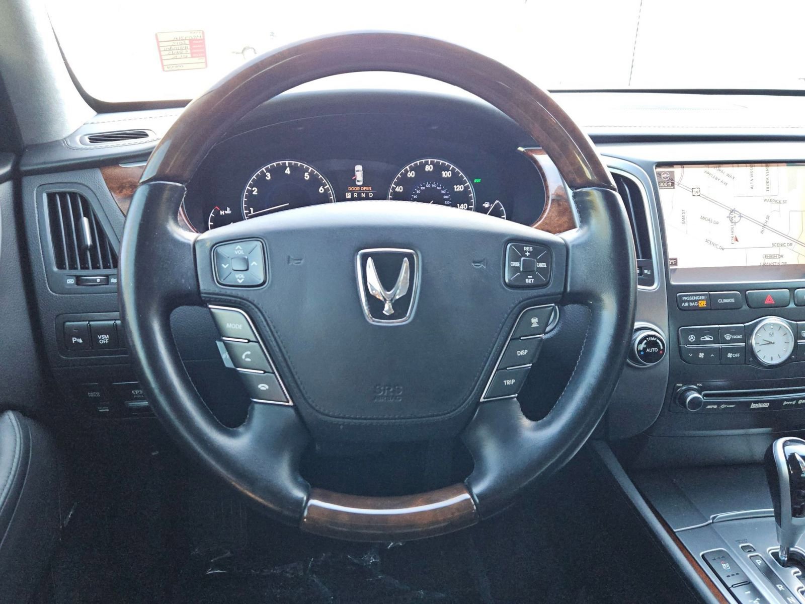 Used 2013 Hyundai Equus Ultimate image 12