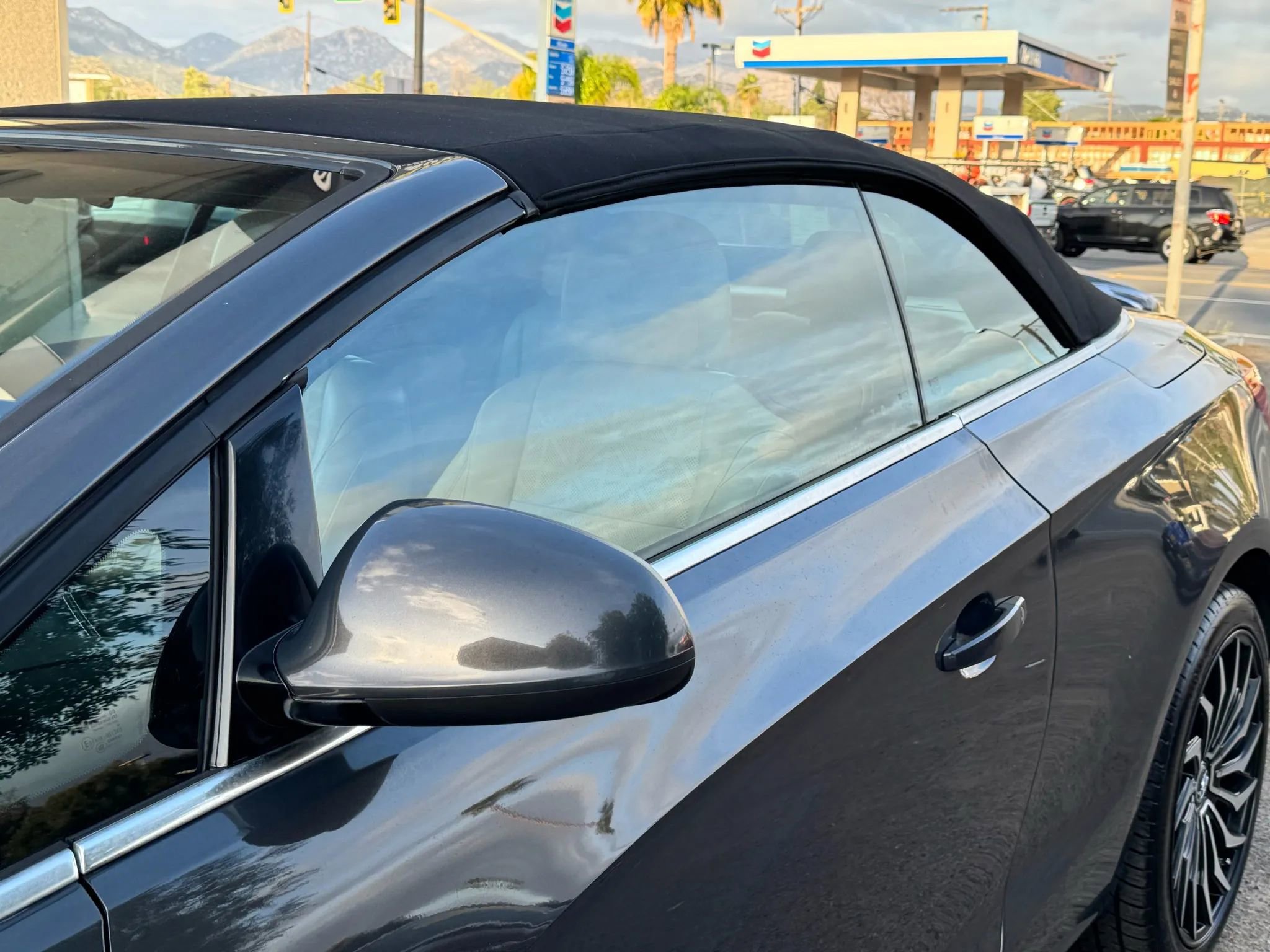 Used 2016 Buick Cascada Premium image 8