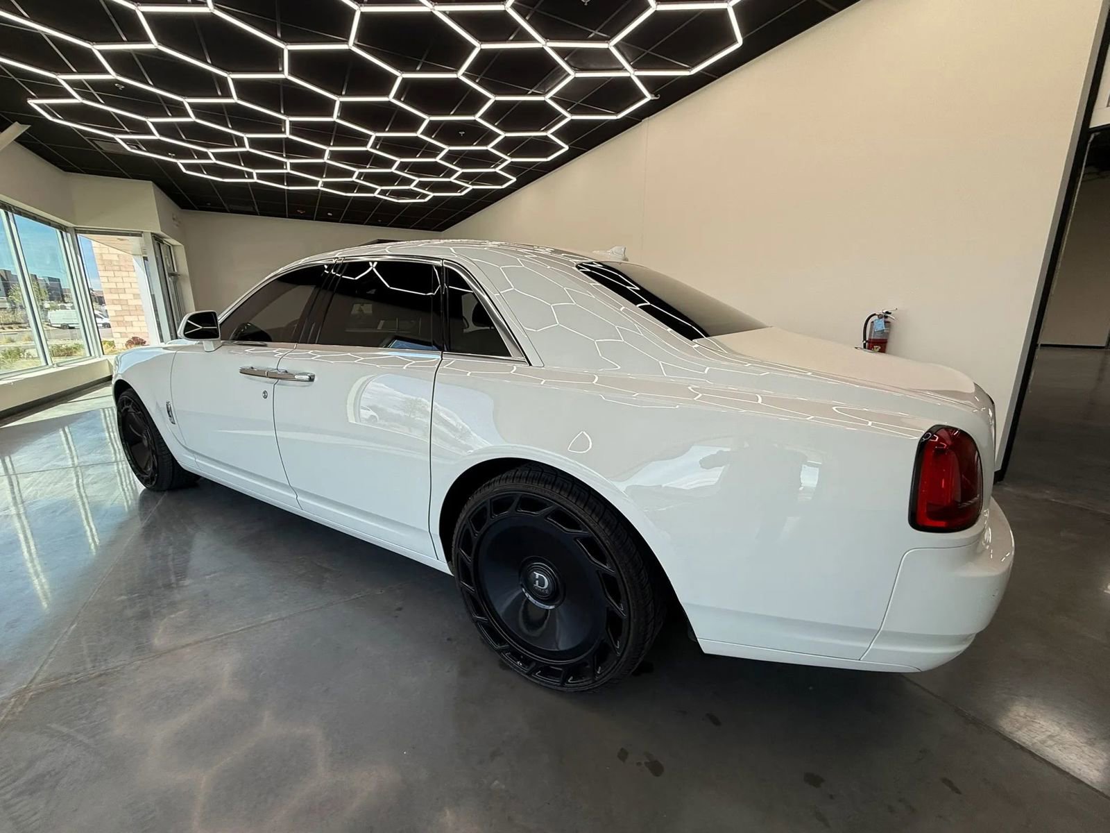 Used 2014 Rolls-Royce Ghost image 5
