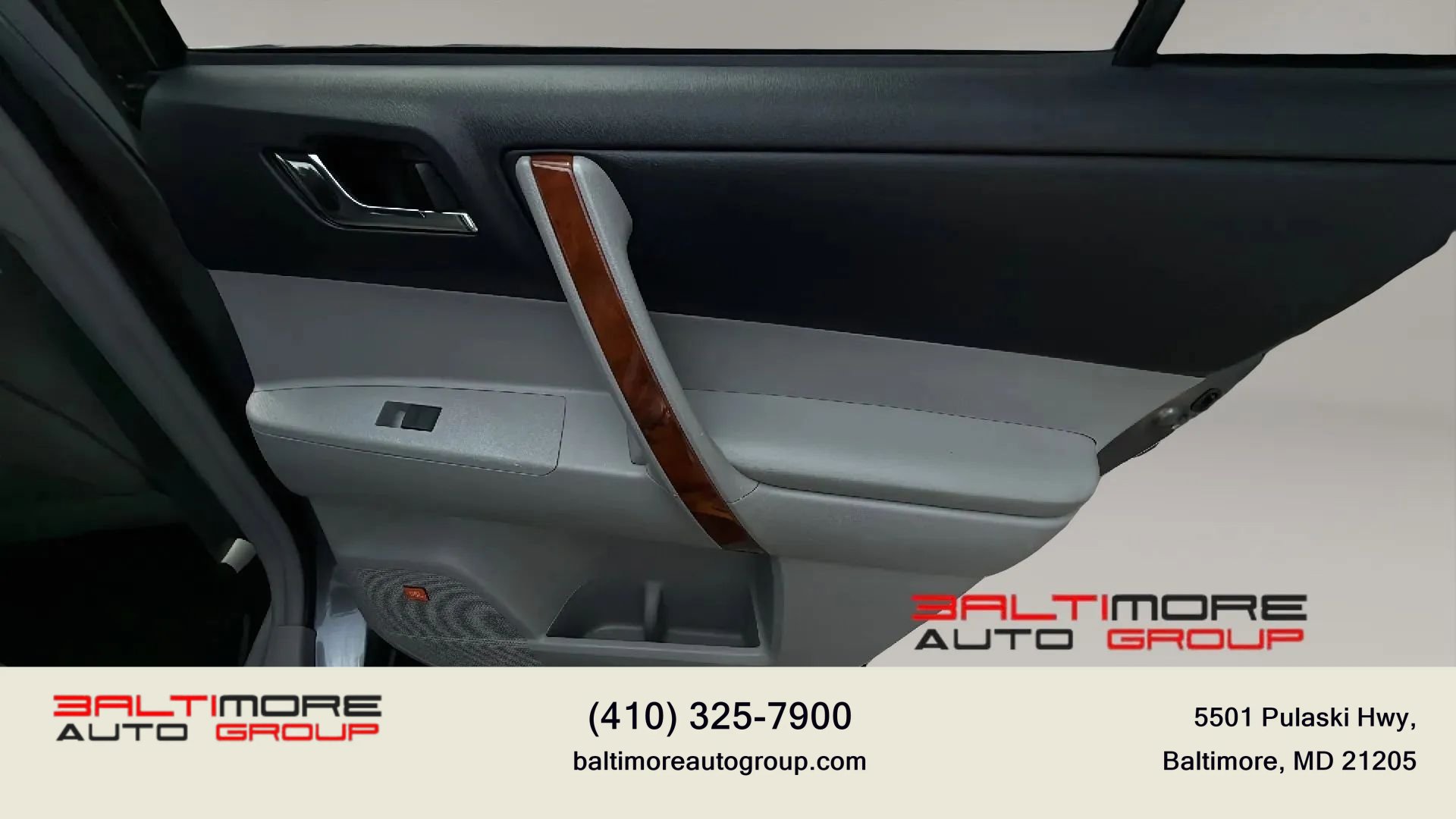 Used 2012 Toyota Highlander Limited w/ Tow Pkg AWD/4WD image 31