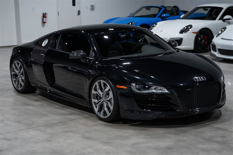Used 2011 Audi R8 V10 AWD/4WD image 8