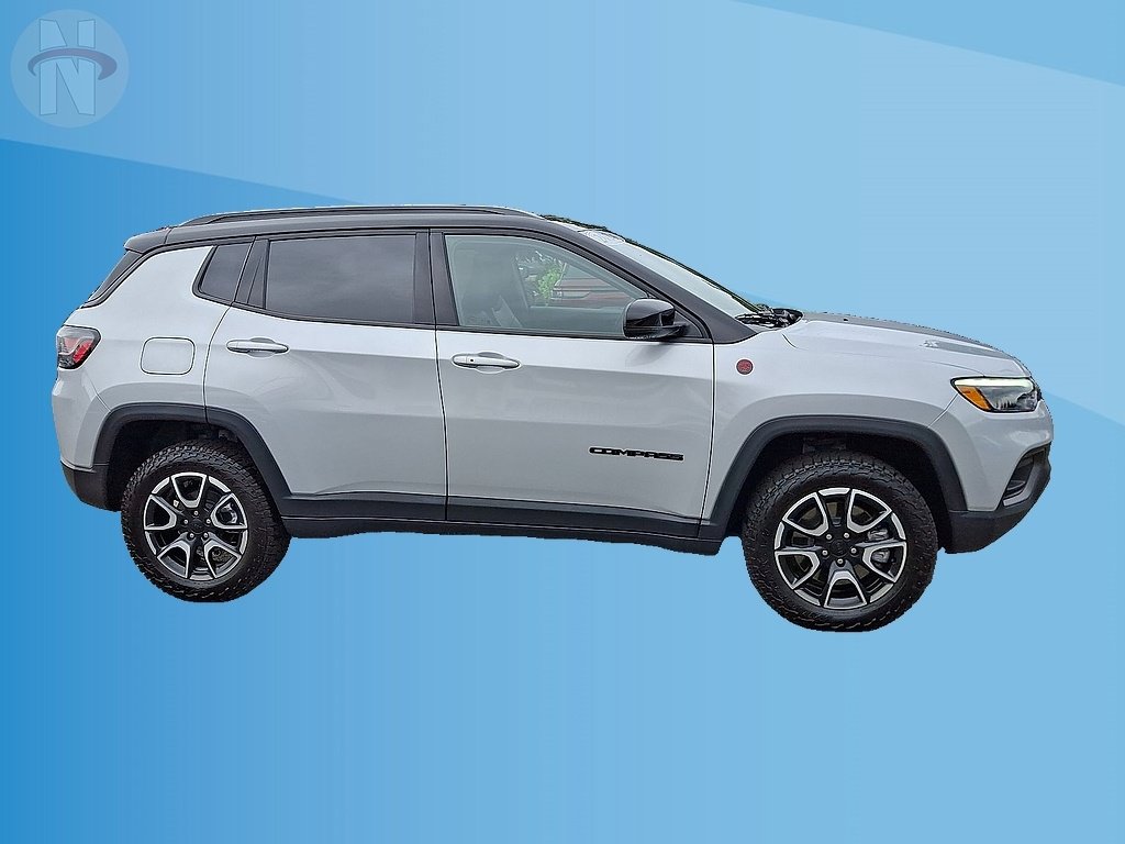 Certified 2024 Jeep Compass Trailhawk w/ Trailhawk Elite Group AWD/4WD image 26
