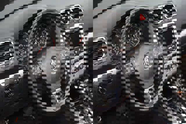 Used 2014 Volkswagen Eos Komfort FWD image 13