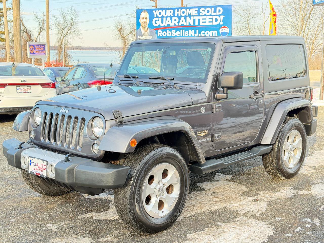Used 2014 Jeep Wrangler Sahara w/ Connectivity Group AWD/4WD image 8