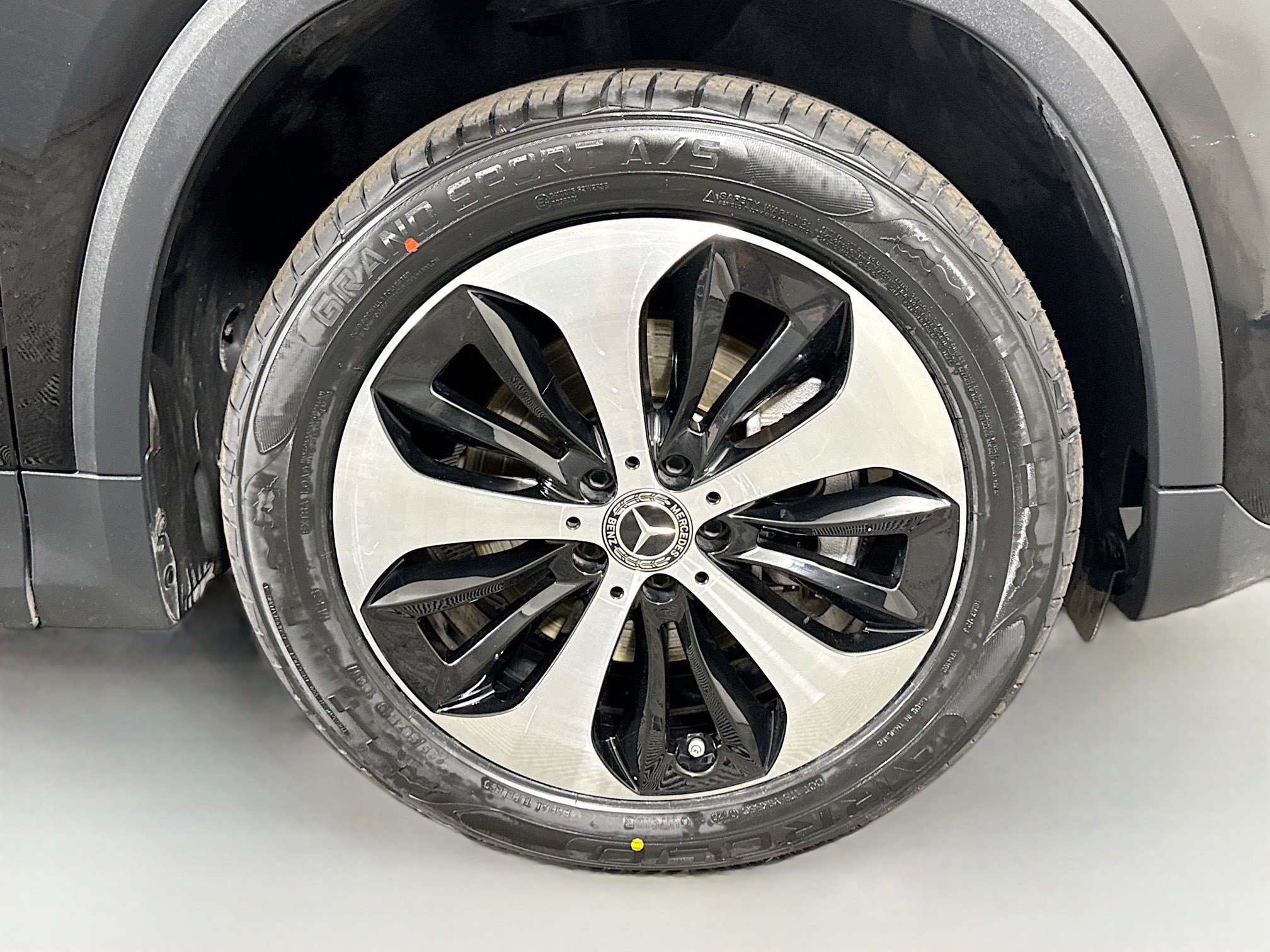 Used 2025 Mercedes-Benz GLA 250 image 32