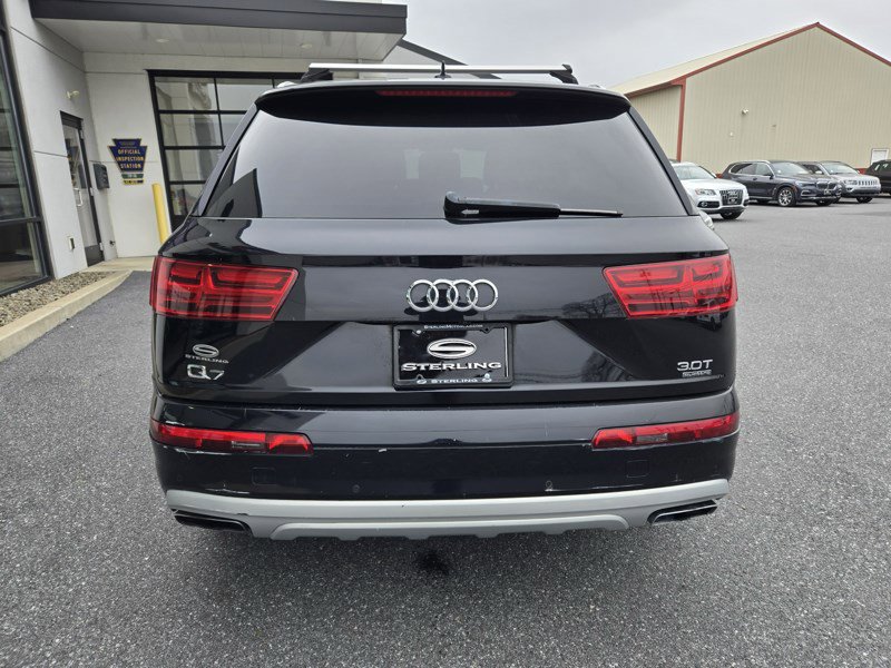Used 2017 Audi Q7 3.0T Premium Plus w/ Premium Plus Package image 14