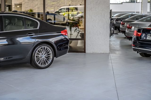 Used 2017 BMW 540i RWD image 58