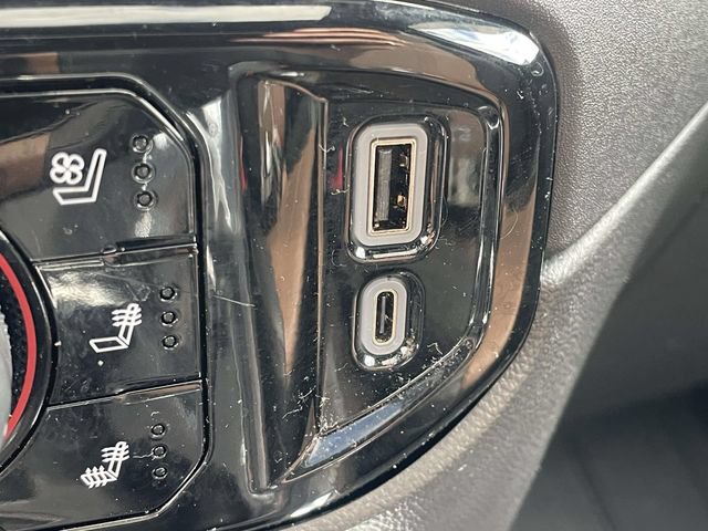 Used 2024 Chevrolet Silverado 1500 High Country w/ High Country Premium Package AWD/4WD image 22