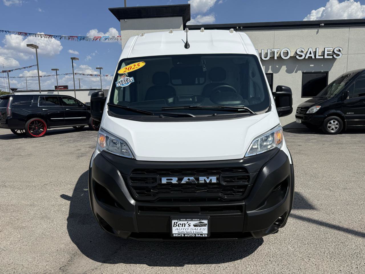 Used 2025 RAM ProMaster 3500 FWD image 3