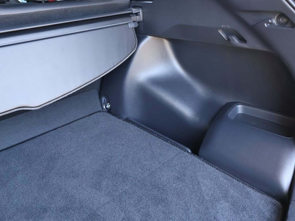 Used 2023 Toyota Corolla Cross XSE w/ Convenience Package image 34