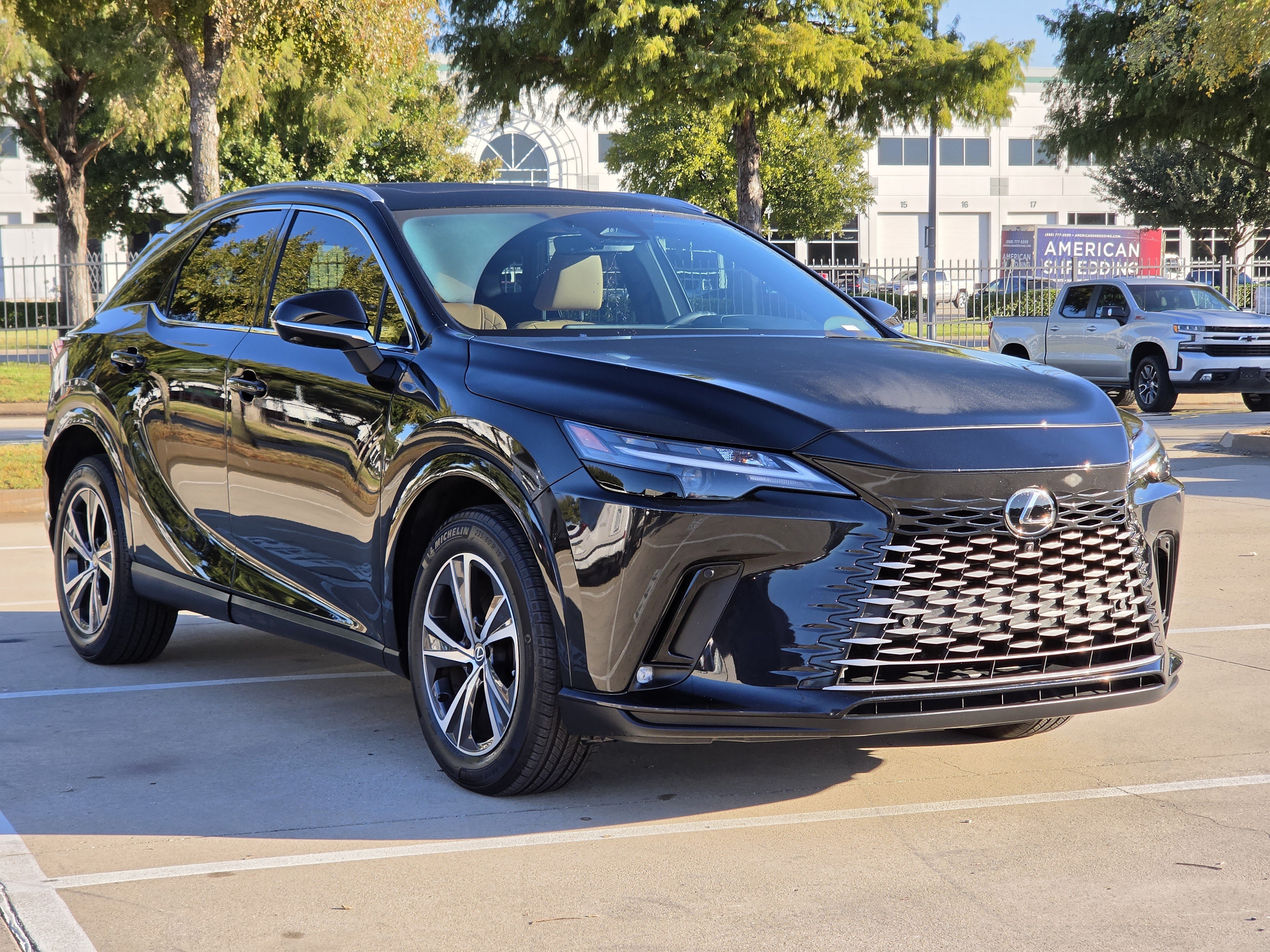 Used 2026 Lexus RX 350 Premium w/ Convenience Package FWD image 2