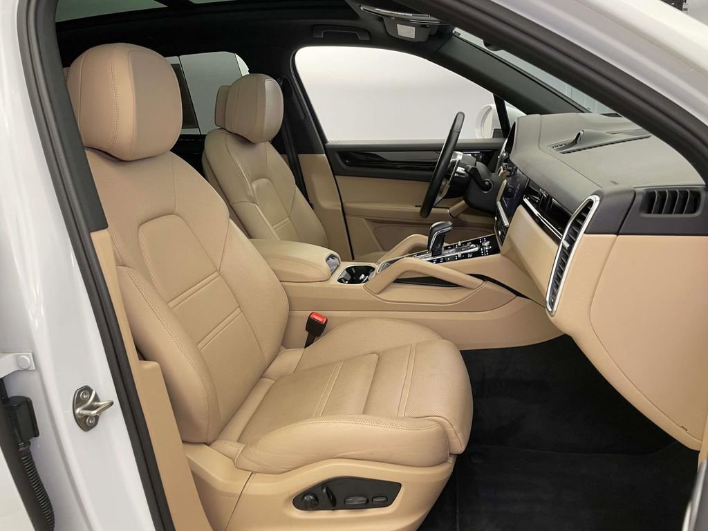 Certified 2023 Porsche Cayenne image 23