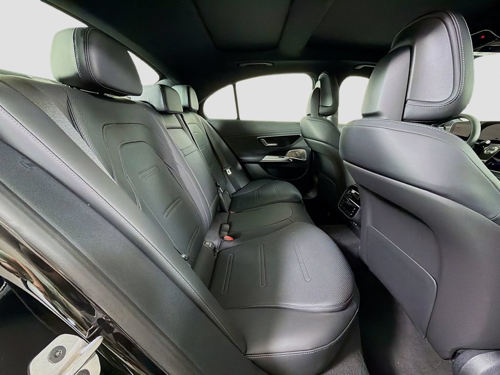 New 2026 Mercedes-Benz E 53 AMG e 4MATIC Sedan image 30