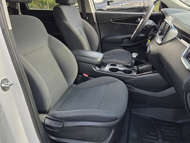 Used 2020 Kia Sorento FWD V6 image 15