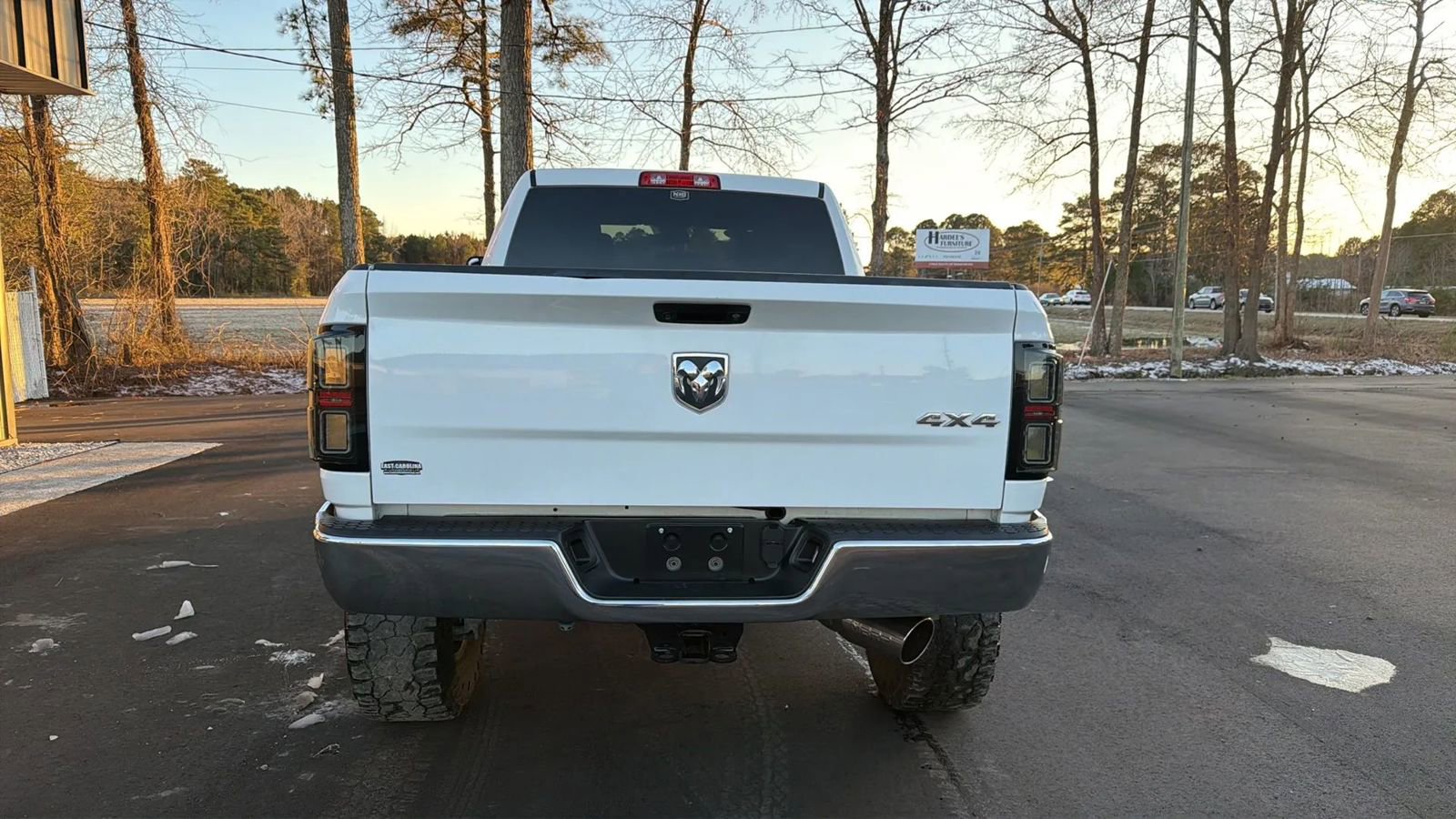 Used 2018 RAM 3500 Tradesman w/ Chrome Appearance Group image 7