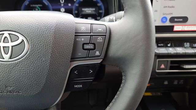 Certified 2025 Toyota Camry XLE image 31