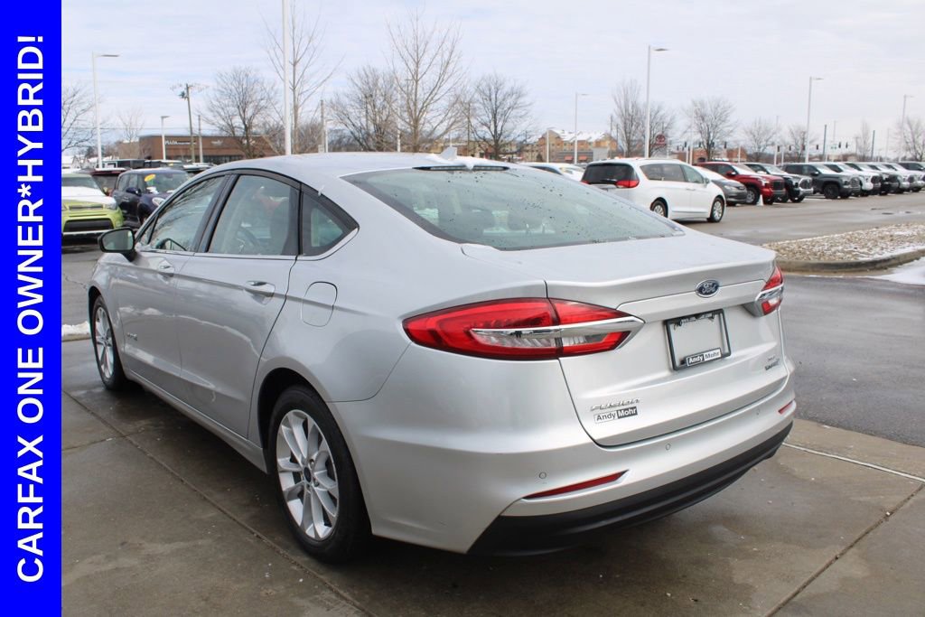 Used 2019 Ford Fusion SE FWD image 5