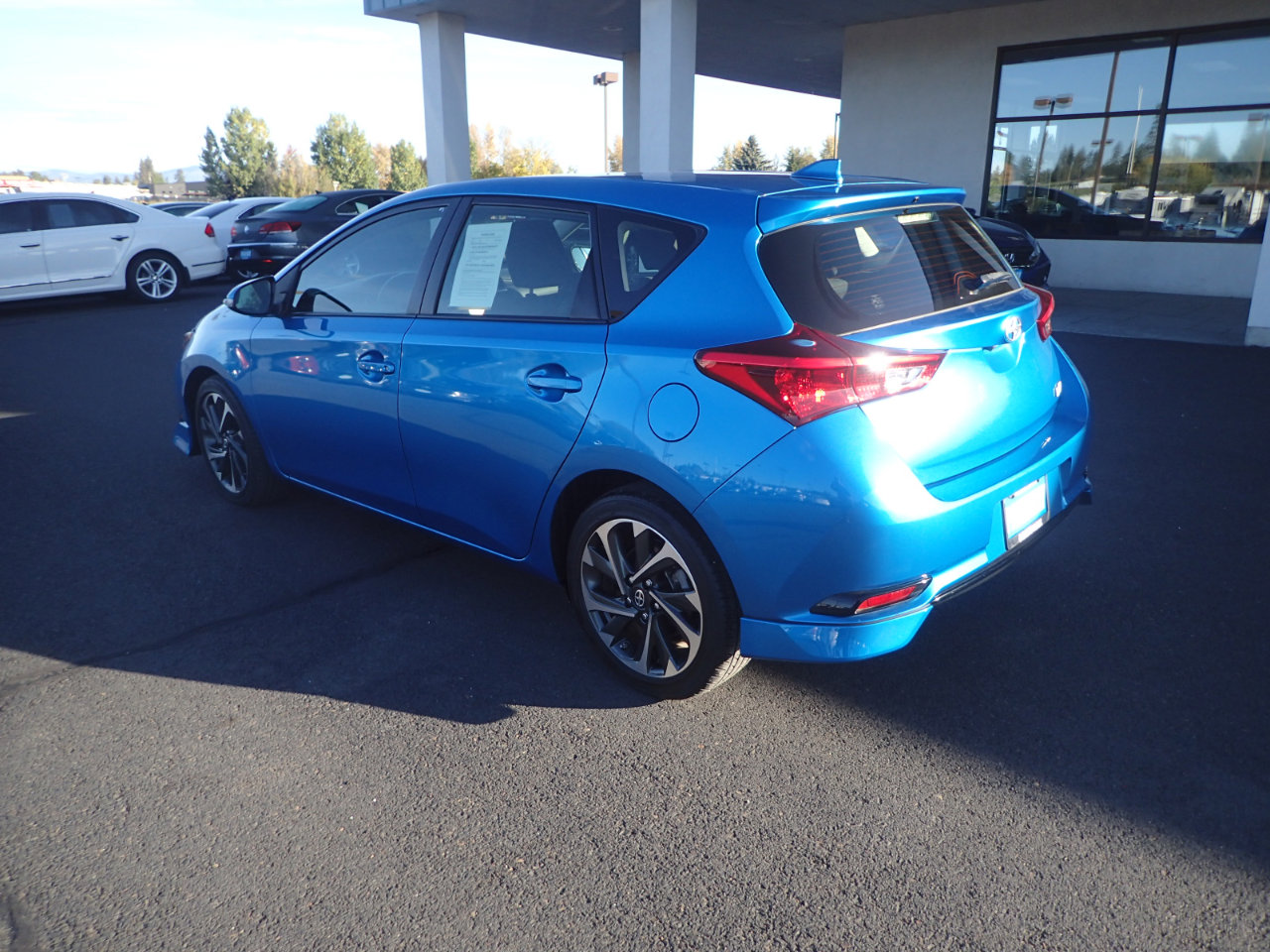 Used 2016 Scion iM image 3