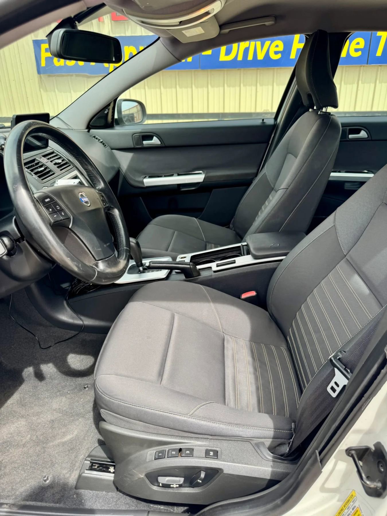 Used 2011 Volvo S40 T5 FWD image 9