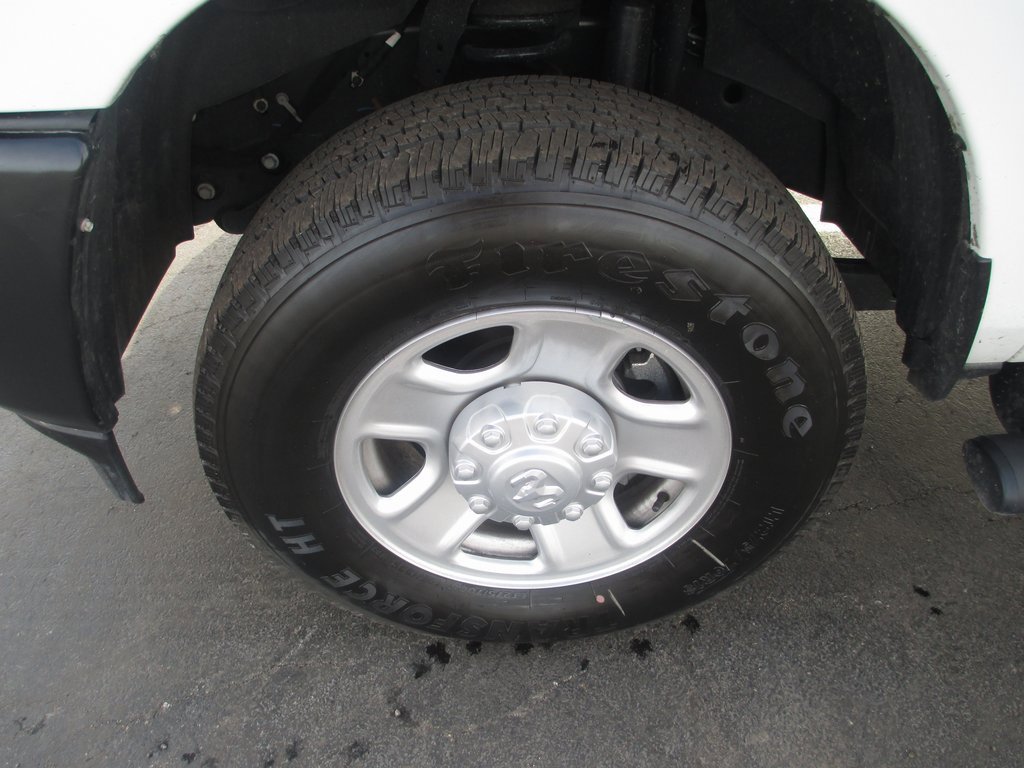 Used 2024 RAM 3500 Tradesman w/ Safety Group image 17