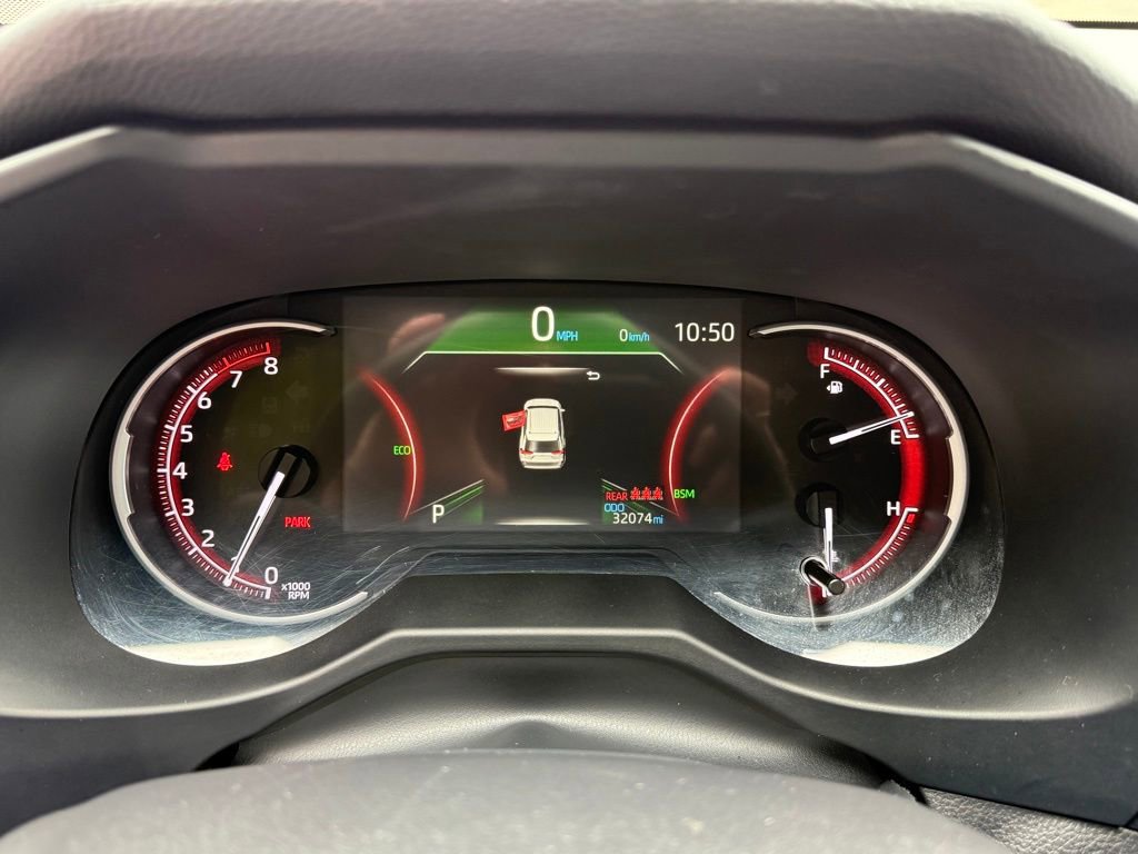 Certified 2025 Toyota RAV4 XLE image 32