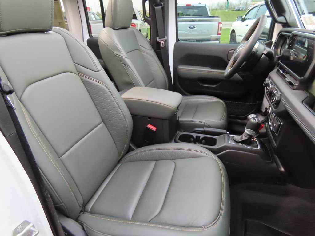 Used 2024 Jeep Wrangler High Altitude image 61
