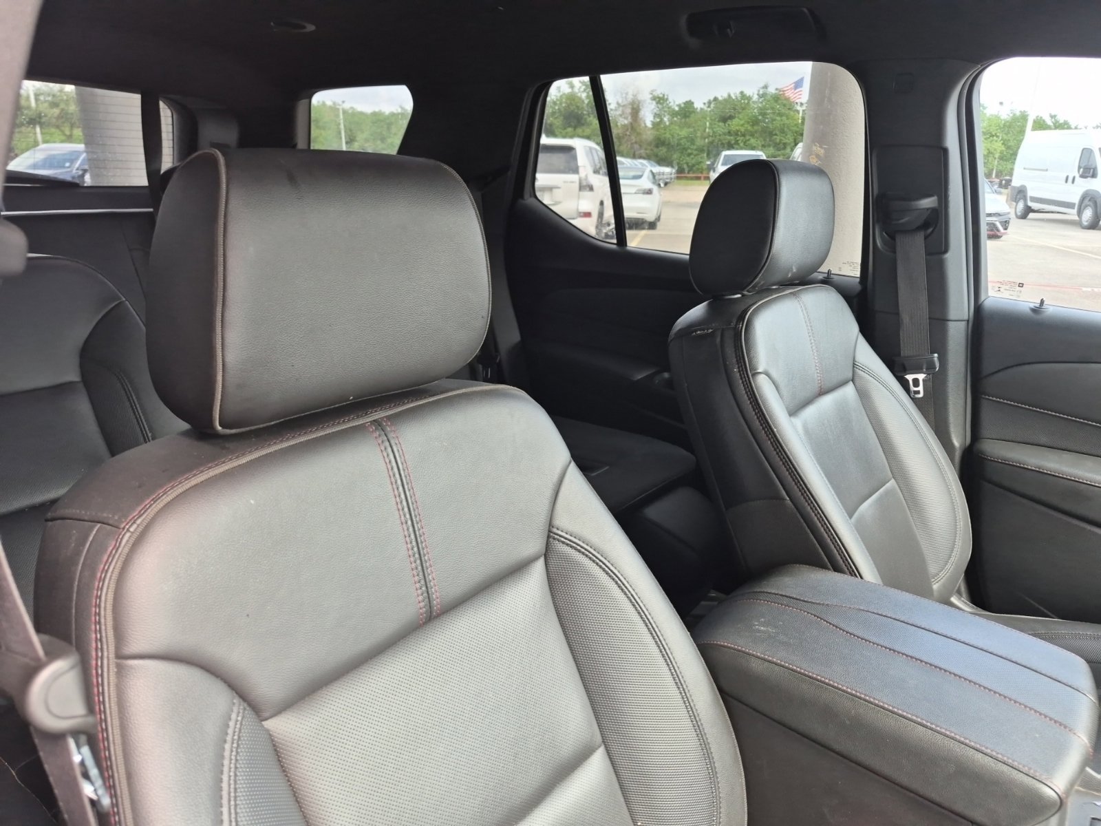 Used 2022 Chevrolet Traverse RS FWD image 5