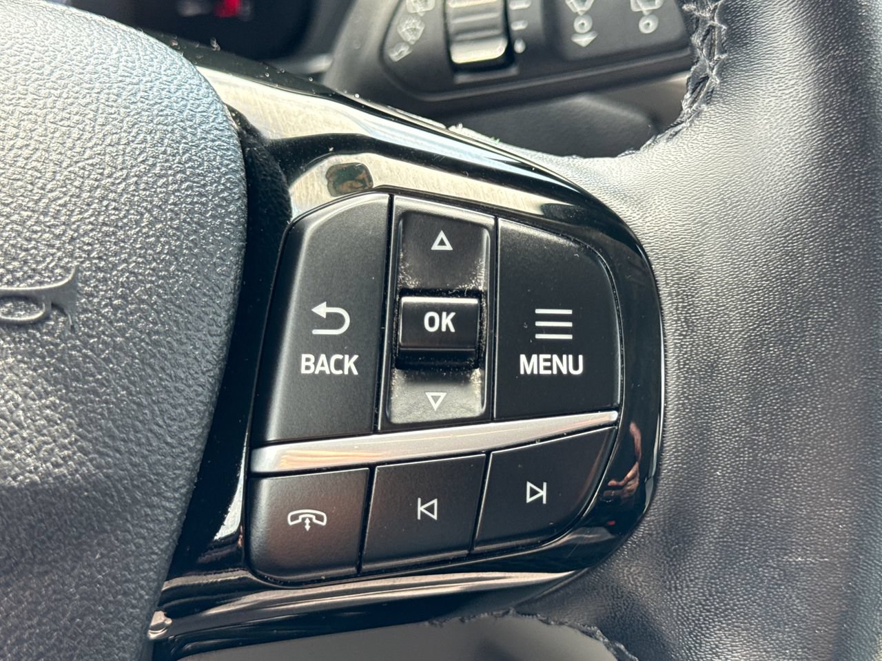 Used 2023 Ford Escape Active w/ Tech Pack #1 AWD/4WD image 27