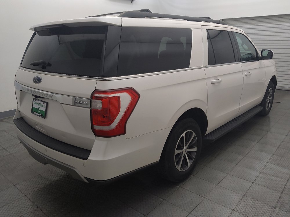 Used 2018 Ford Expedition Max XLT w/ Cargo Package RWD image 9