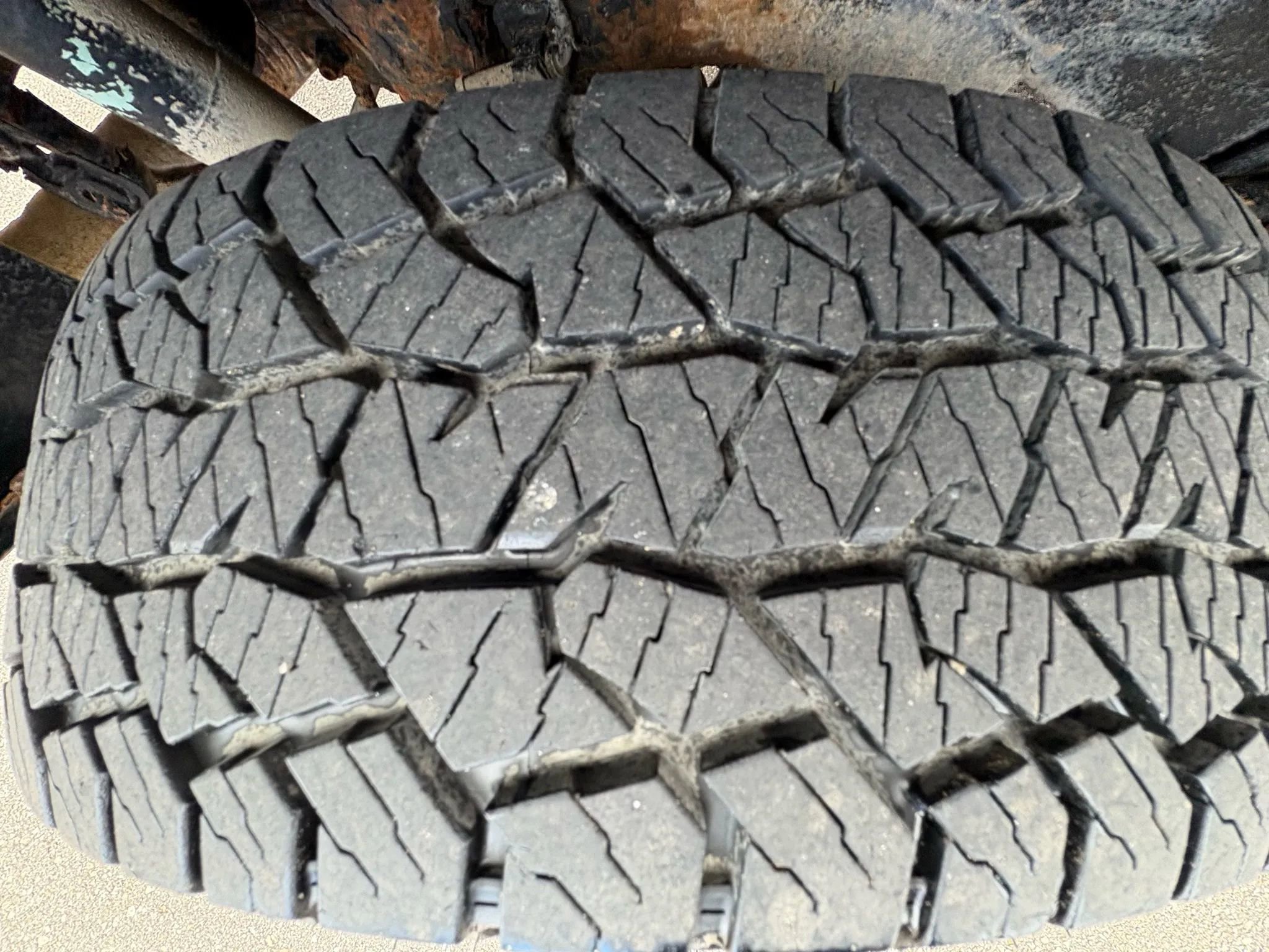 Used 2005 Chevrolet Avalanche Z71 w/ Preferred Equipment Group AWD/4WD image 15