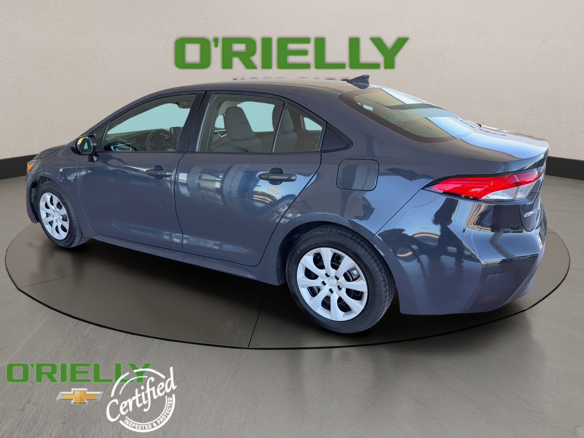Used 2024 Toyota Corolla LE FWD image 4