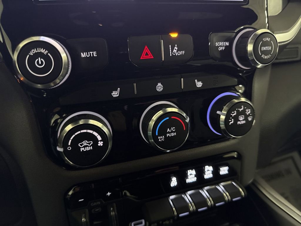 New 2026 RAM 1500 Big Horn AWD/4WD image 18
