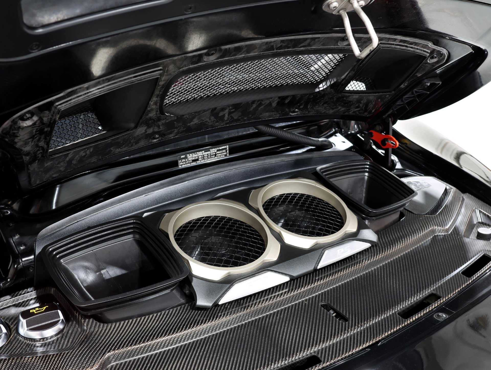 Used 2018 Porsche 911 GT2 RS RWD image 5