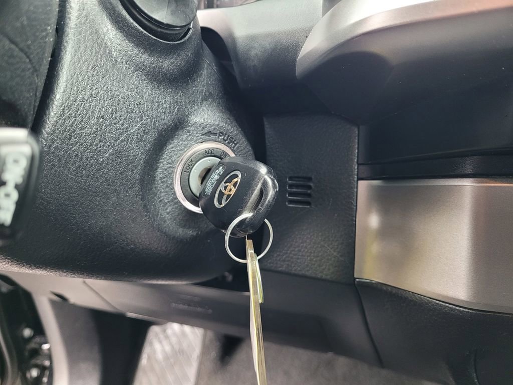 Used 2023 Toyota Tacoma SR5 image 18