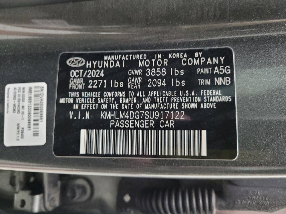 Used 2025 Hyundai Elantra Sport w/ Cargo Package FWD image 33