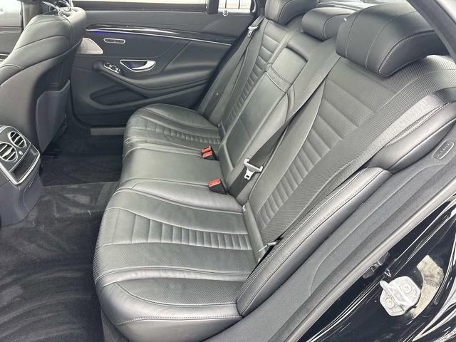 Used 2020 Mercedes-Benz S 560 4MATIC Sedan image 11