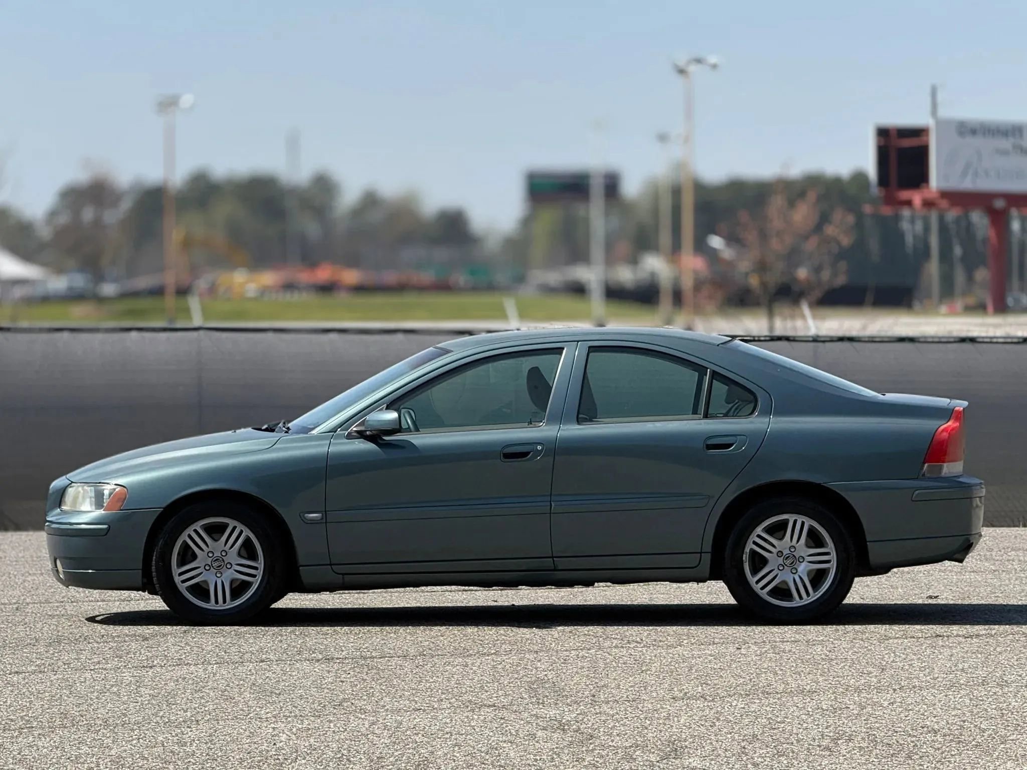 Used 2005 Volvo S60 2.5T image 8